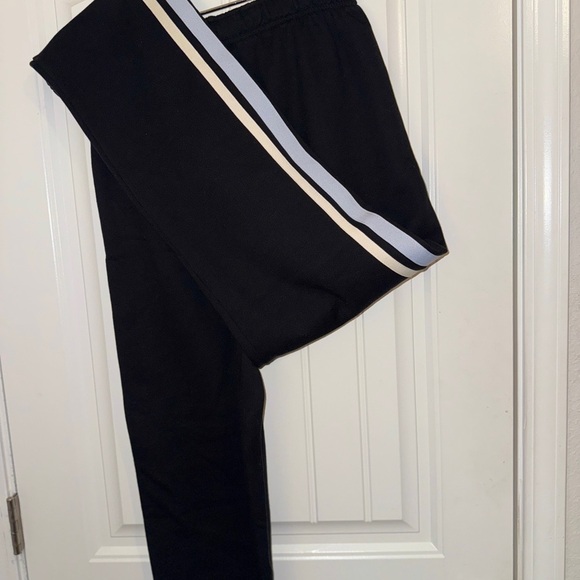 PINK Victoria's Secret Black Straight Leg Pants with White Accents - Picture 9 of 11